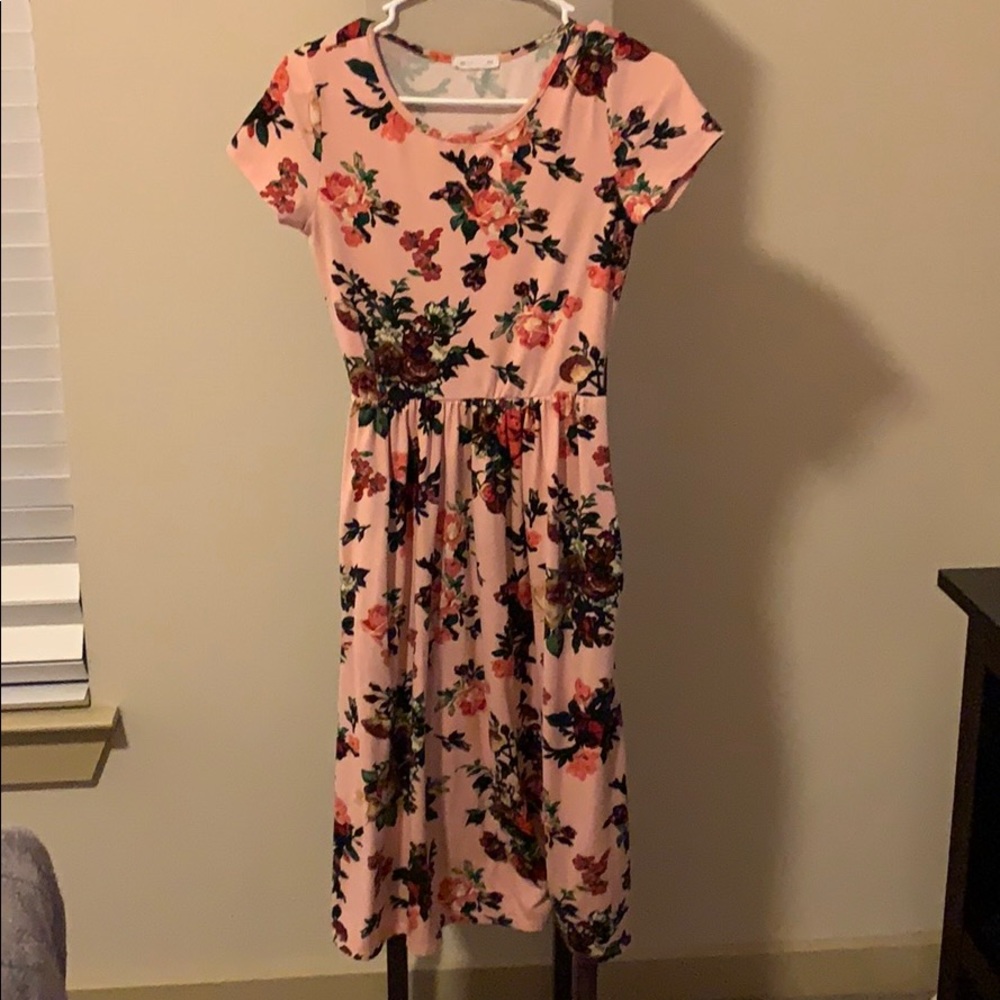 Pink floral spandex stretch dress